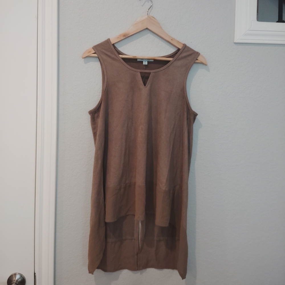 She + Sky Taupe Sleeveless Top
